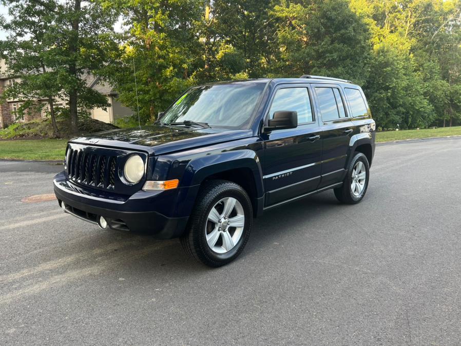 Used Jeep Patriot 4WD 4dr Limited 2012 | Gas On The Run. Swansea, Massachusetts