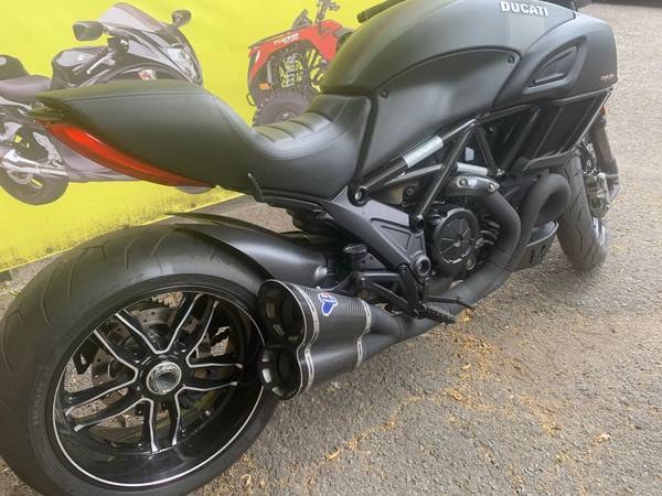 Used Ducati Diavel Carbon 2016 | Autoforward Motors Inc.. Brooklyn, New York Used Ducati Diavel Carbon 2016 | Autoforward Motors Inc.. Brooklyn, New York