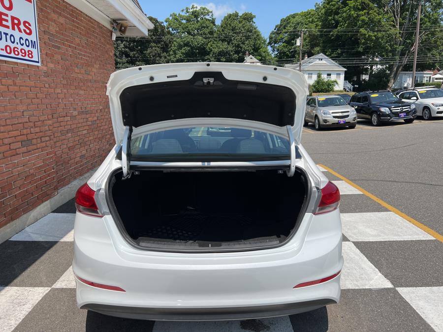 2018 Hyundai Elantra SEL 2.0L Auto, available for sale in Waterbury, Connecticut | National Auto Brokers, Inc.. Waterbury, Connecticut 2018 Hyundai Elantra SEL 2.0L Auto, available for sale in Waterbury, Connecticut | National Auto Brokers, Inc.. Waterbury, Connecticut