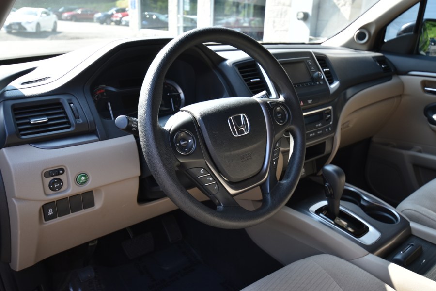 Used Honda Pilot LX AWD 2018 | Highline Car Connection. Waterbury, Connecticut Used Honda Pilot LX AWD 2018 | Highline Car Connection. Waterbury, Connecticut