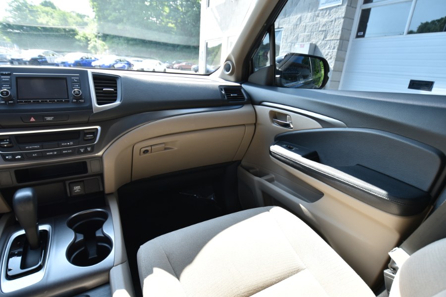 Used Honda Pilot LX AWD 2018 | Highline Car Connection. Waterbury, Connecticut Used Honda Pilot LX AWD 2018 | Highline Car Connection. Waterbury, Connecticut