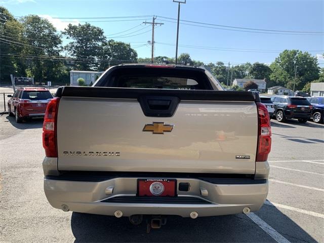 Used Chevrolet Avalanche 1500 LTZ 2007 | Wiz Leasing Inc. Stratford, Connecticut Used Chevrolet Avalanche 1500 LTZ 2007 | Wiz Leasing Inc. Stratford, Connecticut