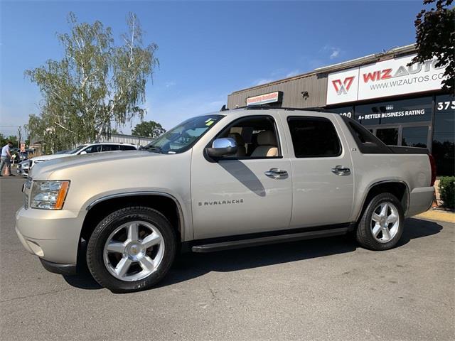 Used Chevrolet Avalanche 1500 LTZ 2007 | Wiz Leasing Inc. Stratford, Connecticut Used Chevrolet Avalanche 1500 LTZ 2007 | Wiz Leasing Inc. Stratford, Connecticut