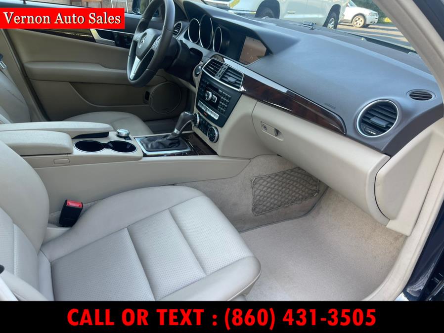 2014 Mercedes-Benz C-Class 4dr Sdn C300 Sport 4MATIC, available for sale in Manchester, Connecticut | Vernon Auto Sale & Service. Manchester, Connecticut 2014 Mercedes-Benz C-Class 4dr Sdn C300 Sport 4MATIC, available for sale in Manchester, Connecticut | Vernon Auto Sale & Service. Manchester, Connecticut