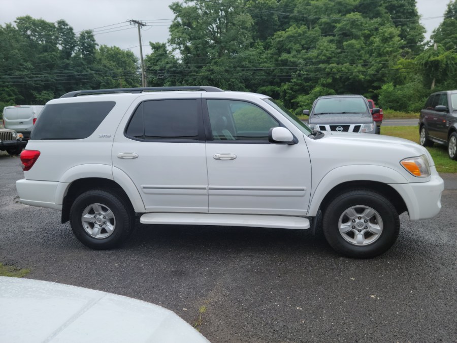 Used Toyota Sequoia SR5 4.7V8 4WD 3rd Raw W/Leather 2007 | Toro Auto. East Windsor, Connecticut Used Toyota Sequoia SR5 4.7V8 4WD 3rd Raw W/Leather 2007 | Toro Auto. East Windsor, Connecticut