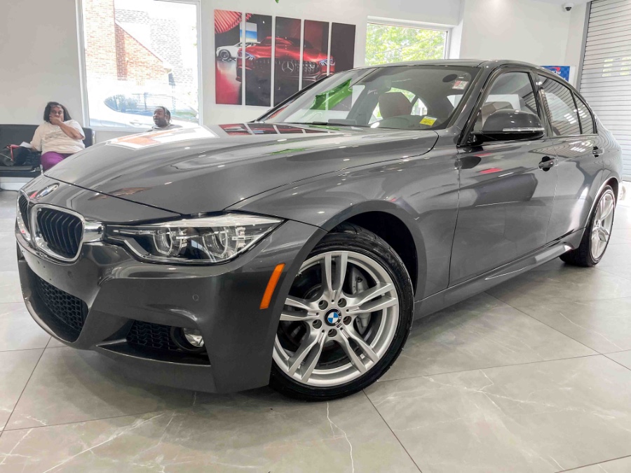 2018 BMW 3 Series 330i xDrive Sedan, available for sale in Franklin Square, New York | Luxury Motor Club. Franklin Square, New York 2018 BMW 3 Series 330i xDrive Sedan, available for sale in Franklin Square, New York | Luxury Motor Club. Franklin Square, New York