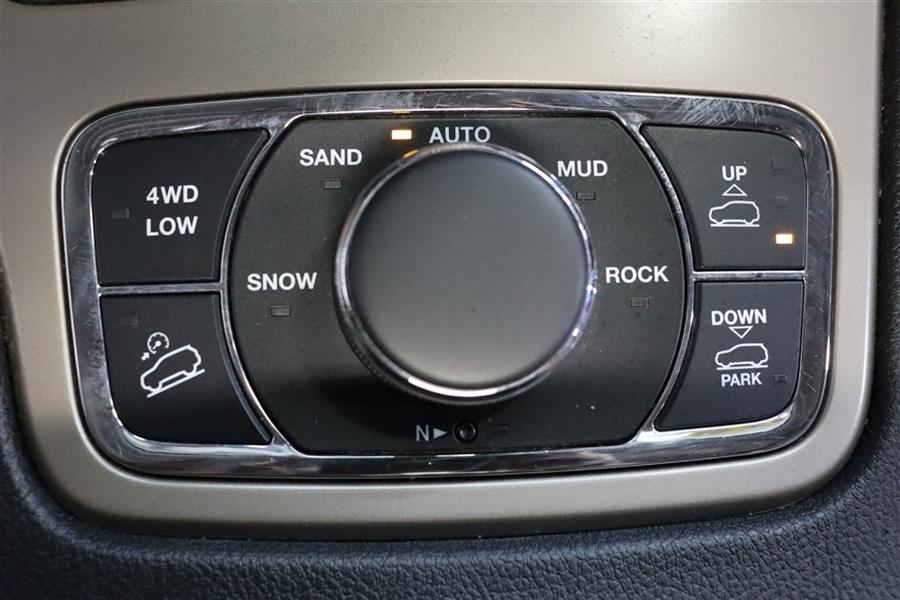 Used Jeep Grand Cherokee SUMMIT 2016 | Fast Track Motors. Paterson, New Jersey Used Jeep Grand Cherokee SUMMIT 2016 | Fast Track Motors. Paterson, New Jersey