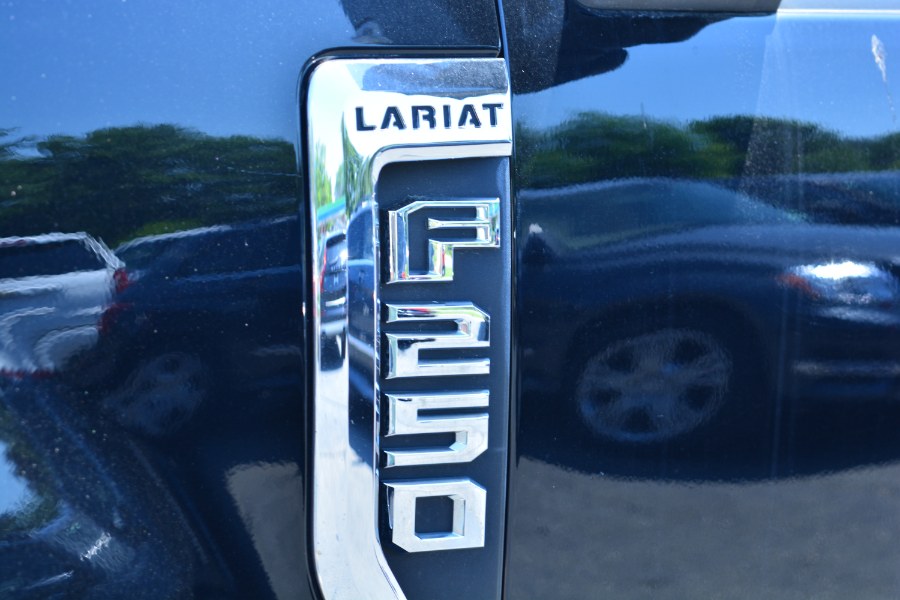 Used Ford Super Duty F-250 SRW Lariat 4WD Crew Cab 6.75'' Box 2017 | Longmeadow Motor Cars. ENFIELD, Connecticut