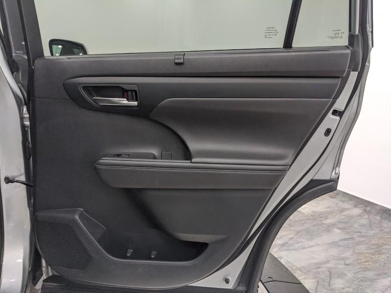 Used Toyota Highlander XLE 2020 | Car Revolution. Maple Shade, New Jersey Used Toyota Highlander XLE 2020 | Car Revolution. Maple Shade, New Jersey