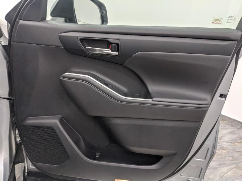 Used Toyota Highlander XLE 2020 | Car Revolution. Maple Shade, New Jersey Used Toyota Highlander XLE 2020 | Car Revolution. Maple Shade, New Jersey