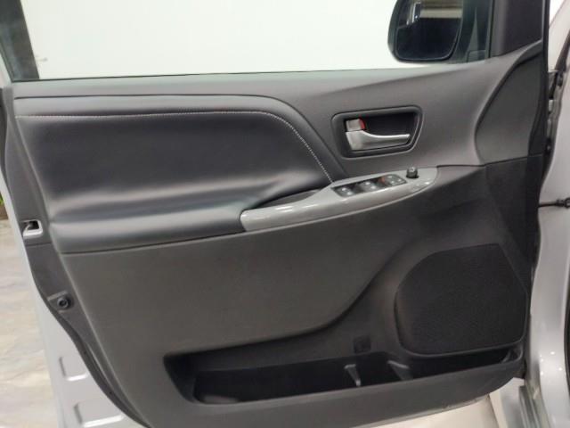 Used Toyota Sienna SE w/ rearCam 2019 | Car Revolution. Maple Shade, New Jersey Used Toyota Sienna SE w/ rearCam 2019 | Car Revolution. Maple Shade, New Jersey