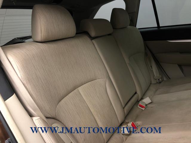 2013 Subaru Outback 4dr Wgn H4 Auto 2.5i Premium, available for sale in Naugatuck, Connecticut | J&M Automotive Sls&Svc LLC. Naugatuck, Connecticut 2013 Subaru Outback 4dr Wgn H4 Auto 2.5i Premium, available for sale in Naugatuck, Connecticut | J&M Automotive Sls&Svc LLC. Naugatuck, Connecticut