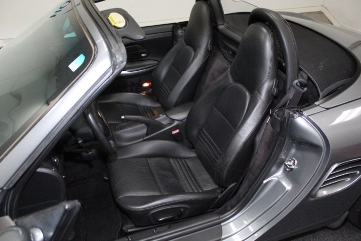Used Porsche Boxster 2dr Roadster S 6-Spd Manual 2004 | New England Auto Sales LLC. Plainville, Connecticut Used Porsche Boxster 2dr Roadster S 6-Spd Manual 2004 | New England Auto Sales LLC. Plainville, Connecticut