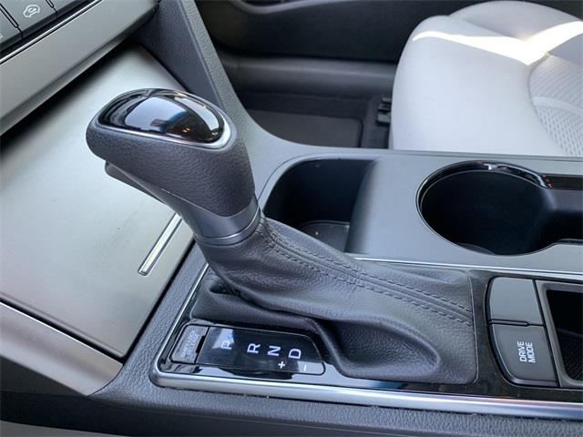 Used Hyundai Sonata SE 2015 | Wiz Leasing Inc. Stratford, Connecticut Used Hyundai Sonata SE 2015 | Wiz Leasing Inc. Stratford, Connecticut
