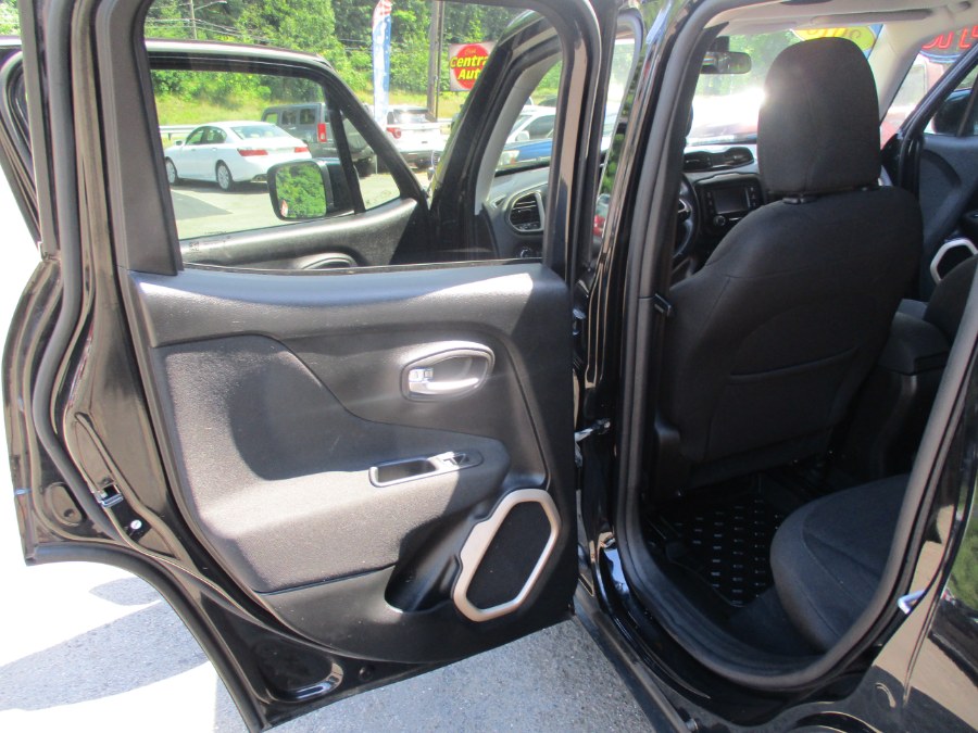 Used Jeep Renegade 4WD 4dr Latitude 2016 | Cos Central Auto. Meriden, Connecticut Used Jeep Renegade 4WD 4dr Latitude 2016 | Cos Central Auto. Meriden, Connecticut