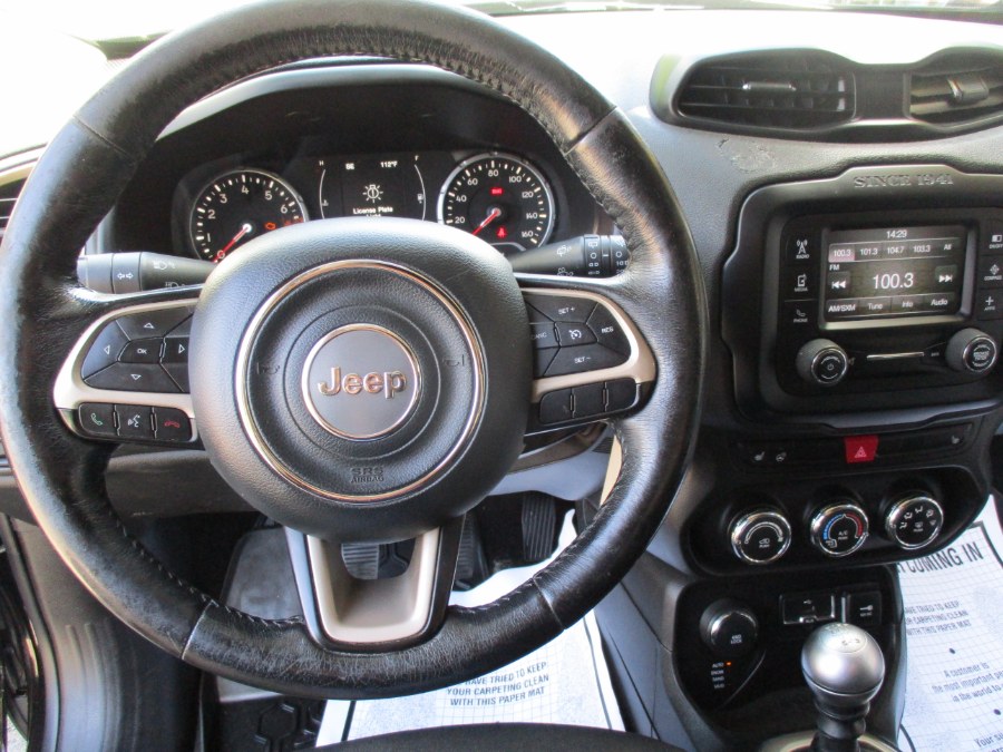 Used Jeep Renegade 4WD 4dr Latitude 2016 | Cos Central Auto. Meriden, Connecticut Used Jeep Renegade 4WD 4dr Latitude 2016 | Cos Central Auto. Meriden, Connecticut