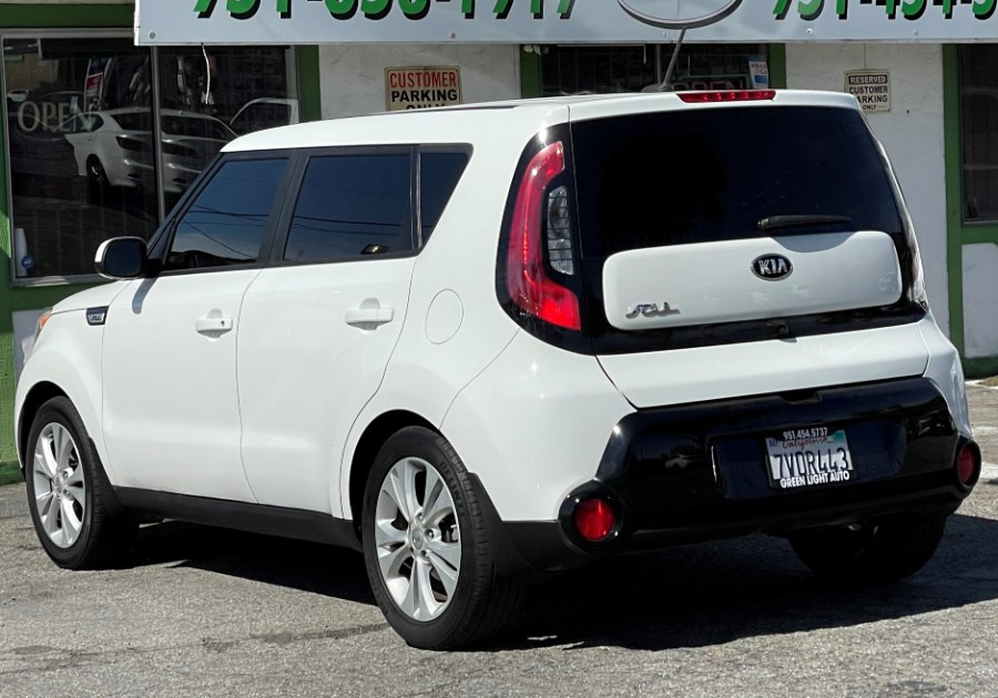 Used Kia Soul 5dr Wgn Auto + 2016 | Green Light Auto. Corona, California Used Kia Soul 5dr Wgn Auto + 2016 | Green Light Auto. Corona, California