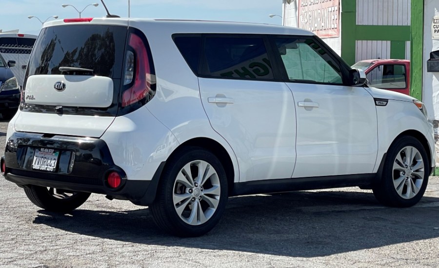 Used Kia Soul 5dr Wgn Auto + 2016 | Green Light Auto. Corona, California Used Kia Soul 5dr Wgn Auto + 2016 | Green Light Auto. Corona, California