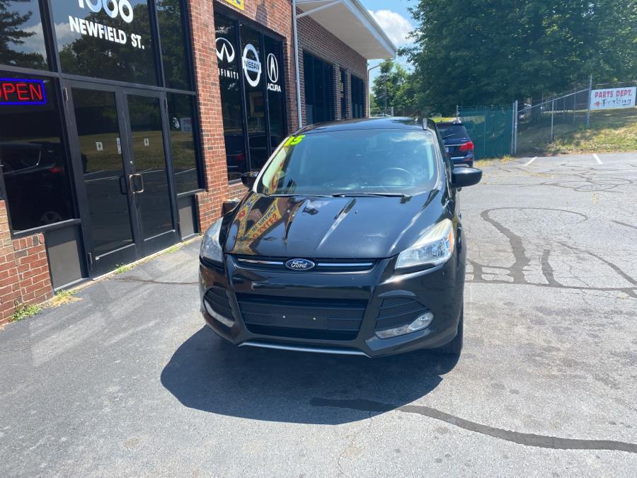 2015 Ford Escape 4WD 4dr SE, available for sale in Middletown, Connecticut | Newfield Auto Sales. Middletown, Connecticut