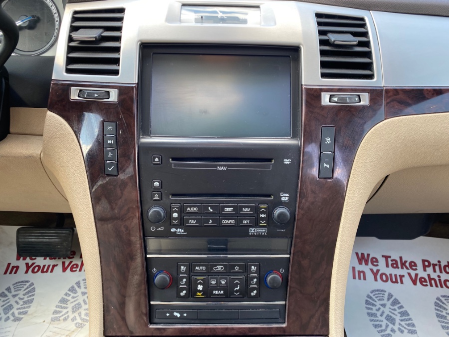 Used Cadillac Escalade AWD 4dr Luxury 2010 | Marsh Auto Sales LLC. Ortonville, Michigan Used Cadillac Escalade AWD 4dr Luxury 2010 | Marsh Auto Sales LLC. Ortonville, Michigan