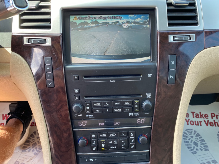 Used Cadillac Escalade AWD 4dr Luxury 2010 | Marsh Auto Sales LLC. Ortonville, Michigan Used Cadillac Escalade AWD 4dr Luxury 2010 | Marsh Auto Sales LLC. Ortonville, Michigan