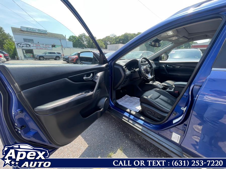 2017 Nissan Rogue AWD SL, available for sale in Selden, New York | Apex Auto. Selden, New York 2017 Nissan Rogue AWD SL, available for sale in Selden, New York | Apex Auto. Selden, New York