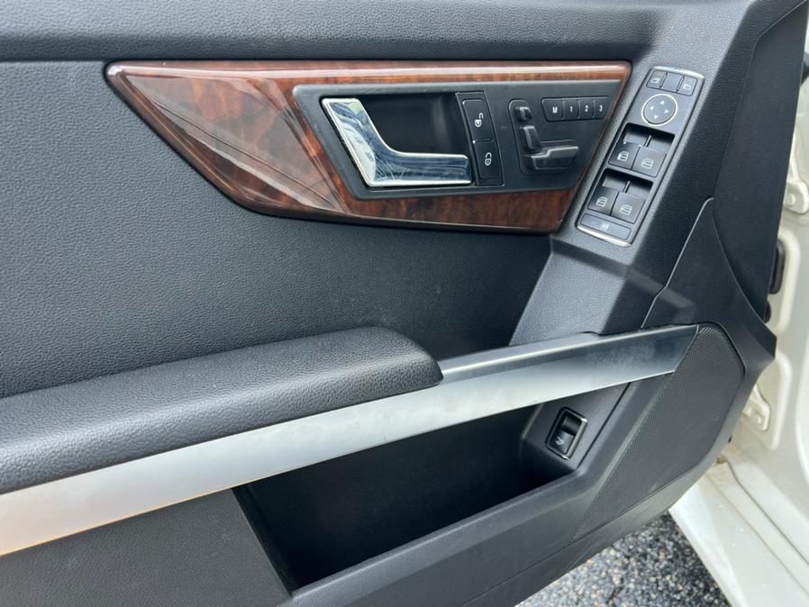 Used Mercedes-Benz GLK-Class 4MATIC 4dr GLK350 2010 | Route 46 Auto Sales Inc. Lodi, New Jersey Used Mercedes-Benz GLK-Class 4MATIC 4dr GLK350 2010 | Route 46 Auto Sales Inc. Lodi, New Jersey