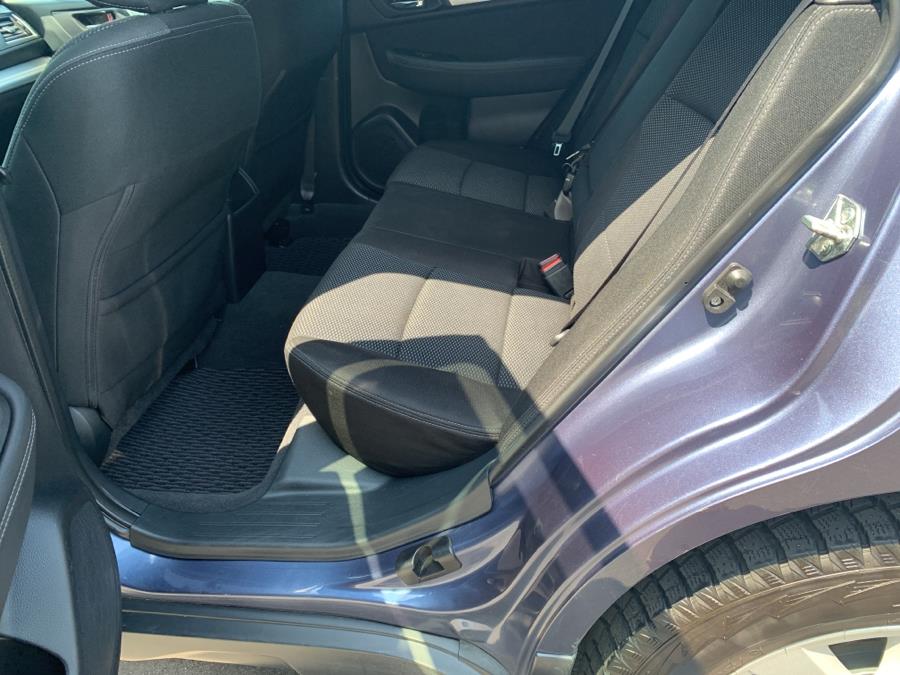 Used Subaru Outback 2.5i Premium 2017 | Saybrook Auto Barn. Old Saybrook, Connecticut Used Subaru Outback 2.5i Premium 2017 | Saybrook Auto Barn. Old Saybrook, Connecticut