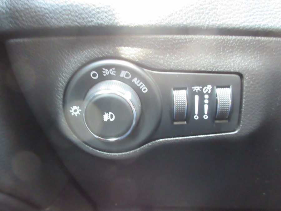 2020 Jeep Compass Trailhawk 4x4, available for sale in Linden, New Jersey | Route 27 Auto Mall. Linden, New Jersey 2020 Jeep Compass Trailhawk 4x4, available for sale in Linden, New Jersey | Route 27 Auto Mall. Linden, New Jersey