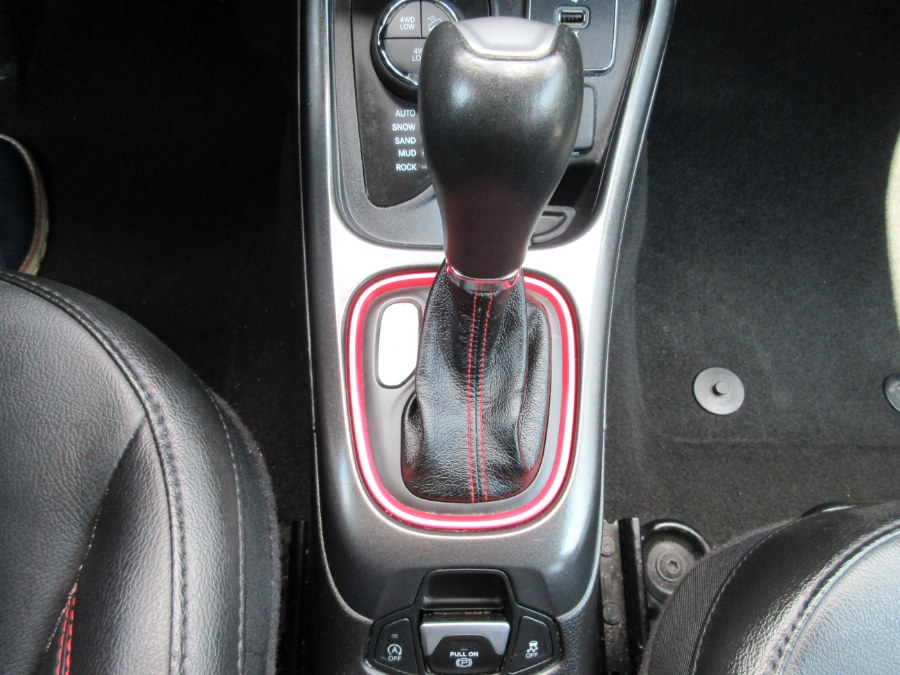 2020 Jeep Compass Trailhawk 4x4, available for sale in Linden, New Jersey | Route 27 Auto Mall. Linden, New Jersey 2020 Jeep Compass Trailhawk 4x4, available for sale in Linden, New Jersey | Route 27 Auto Mall. Linden, New Jersey