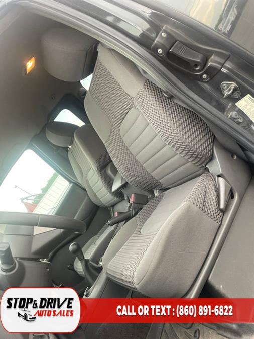 Used Nissan Frontier 4WD King Cab Auto SE 2010 | Stop & Drive Auto Sales. East Windsor, Connecticut Used Nissan Frontier 4WD King Cab Auto SE 2010 | Stop & Drive Auto Sales. East Windsor, Connecticut