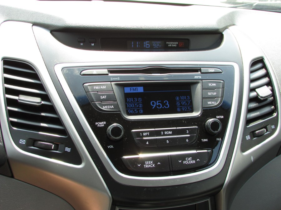 2015 Hyundai Elantra 4dr Sdn Auto SE (Alabama Plant), available for sale in East Windsor, Connecticut | United Auto Sales of E Windsor, Inc. East Windsor, Connecticut 2015 Hyundai Elantra 4dr Sdn Auto SE (Alabama Plant), available for sale in East Windsor, Connecticut | United Auto Sales of E Windsor, Inc. East Windsor, Connecticut