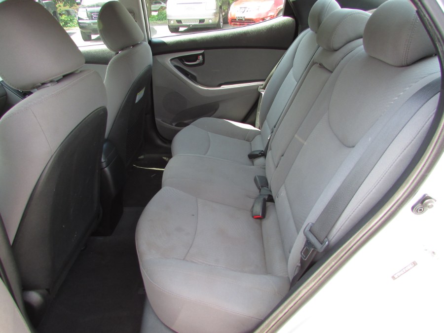 2015 Hyundai Elantra 4dr Sdn Auto SE (Alabama Plant), available for sale in East Windsor, Connecticut | United Auto Sales of E Windsor, Inc. East Windsor, Connecticut 2015 Hyundai Elantra 4dr Sdn Auto SE (Alabama Plant), available for sale in East Windsor, Connecticut | United Auto Sales of E Windsor, Inc. East Windsor, Connecticut