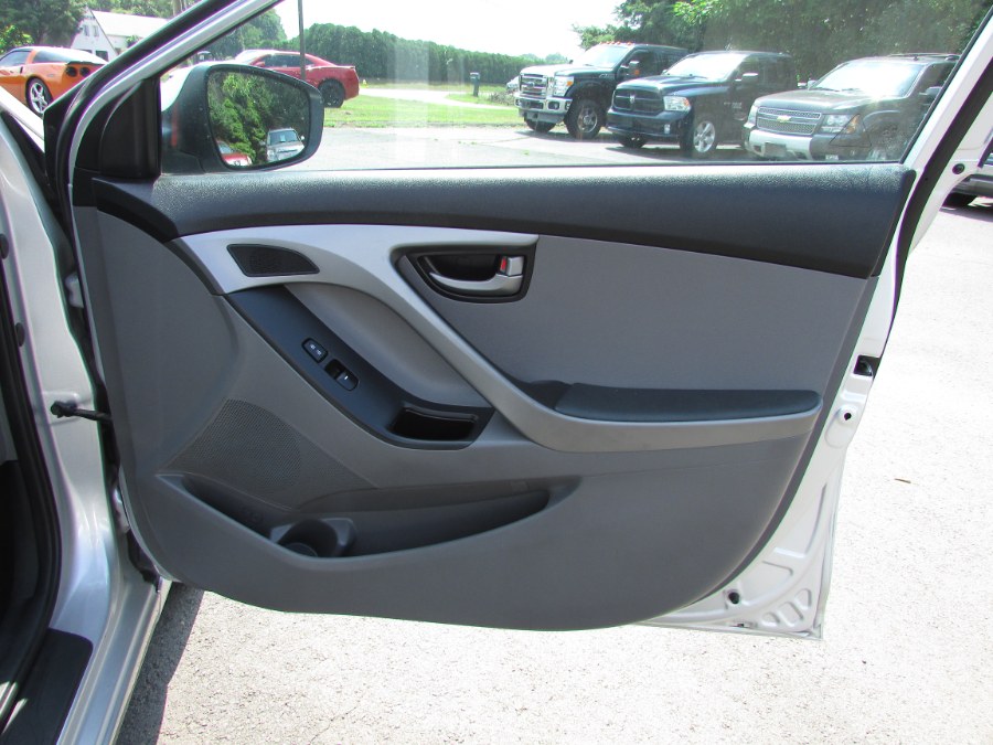2015 Hyundai Elantra 4dr Sdn Auto SE (Alabama Plant), available for sale in East Windsor, Connecticut | United Auto Sales of E Windsor, Inc. East Windsor, Connecticut 2015 Hyundai Elantra 4dr Sdn Auto SE (Alabama Plant), available for sale in East Windsor, Connecticut | United Auto Sales of E Windsor, Inc. East Windsor, Connecticut