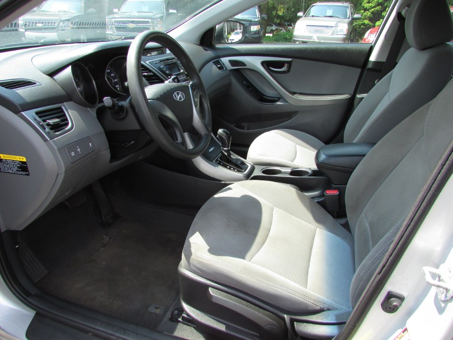 2015 Hyundai Elantra 4dr Sdn Auto SE (Alabama Plant), available for sale in East Windsor, Connecticut | United Auto Sales of E Windsor, Inc. East Windsor, Connecticut 2015 Hyundai Elantra 4dr Sdn Auto SE (Alabama Plant), available for sale in East Windsor, Connecticut | United Auto Sales of E Windsor, Inc. East Windsor, Connecticut