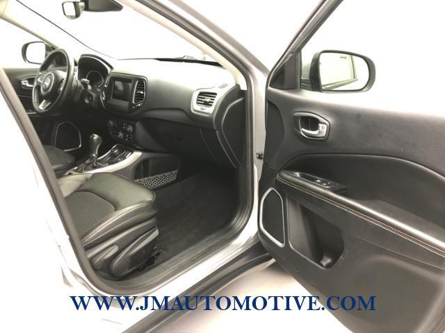 2018 Jeep Compass Latitude 4x4, available for sale in Naugatuck, Connecticut | J&M Automotive Sls&Svc LLC. Naugatuck, Connecticut 2018 Jeep Compass Latitude 4x4, available for sale in Naugatuck, Connecticut | J&M Automotive Sls&Svc LLC. Naugatuck, Connecticut