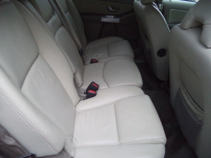Used Volvo XC90 7-Passenger 2.5T AWD 2005 | Riverside Motorcars, LLC. Naugatuck, Connecticut Used Volvo XC90 7-Passenger 2.5T AWD 2005 | Riverside Motorcars, LLC. Naugatuck, Connecticut