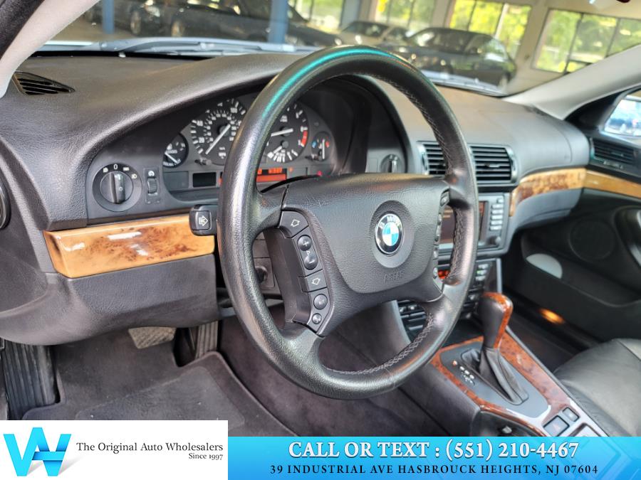 2003 BMW 5 Series 525iA 4dr Sdn 5-Spd Auto, available for sale in Lodi, New Jersey | AW Auto & Truck Wholesalers, Inc. Lodi, New Jersey 2003 BMW 5 Series 525iA 4dr Sdn 5-Spd Auto, available for sale in Lodi, New Jersey | AW Auto & Truck Wholesalers, Inc. Lodi, New Jersey