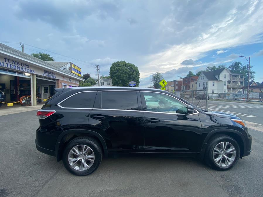 Used Toyota Highlander AWD 4dr V6 XLE (Natl) 2015 | VEB Auto Sales. Hartford, Connecticut Used Toyota Highlander AWD 4dr V6 XLE (Natl) 2015 | VEB Auto Sales. Hartford, Connecticut