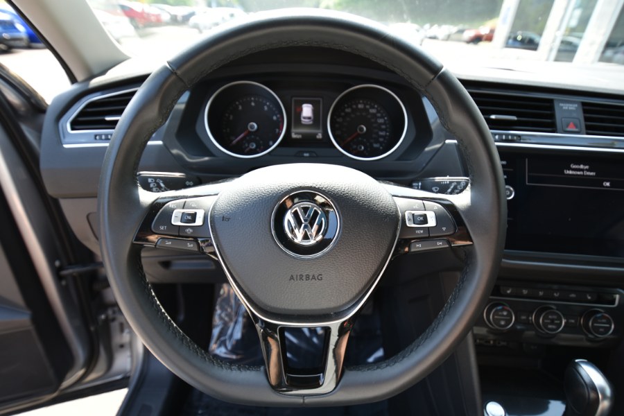 2020 Volkswagen Tiguan 2.0T SEL FWD, available for sale in Waterbury, Connecticut | Highline Car Connection. Waterbury, Connecticut 2020 Volkswagen Tiguan 2.0T SEL FWD, available for sale in Waterbury, Connecticut | Highline Car Connection. Waterbury, Connecticut