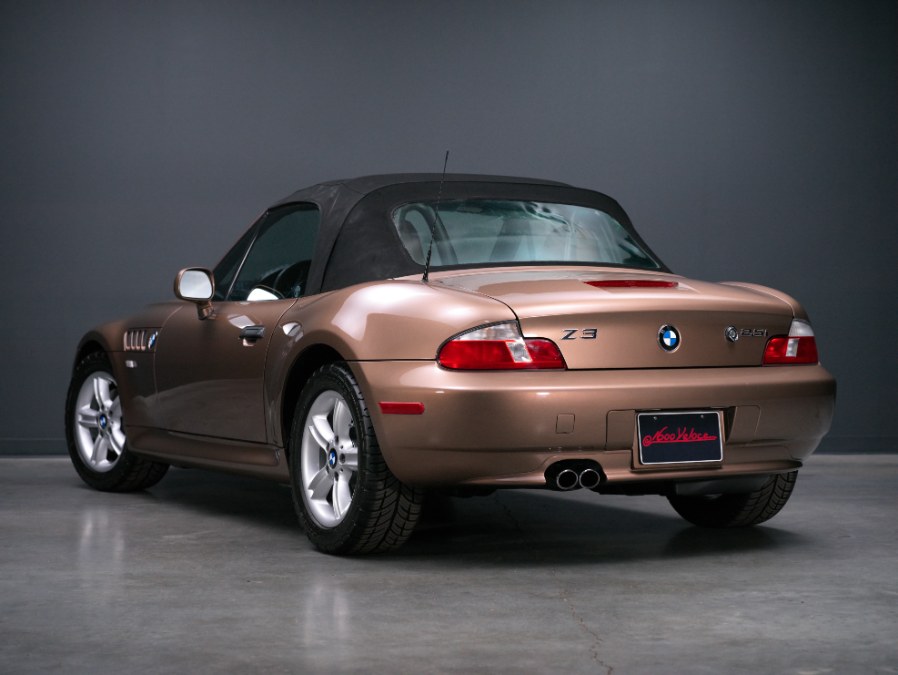 2001 BMW Z3 Z3 2dr Roadster 2.5i, available for sale in North Salem, New York | Meccanic Shop North Inc. North Salem, New York 2001 BMW Z3 Z3 2dr Roadster 2.5i, available for sale in North Salem, New York | Meccanic Shop North Inc. North Salem, New York