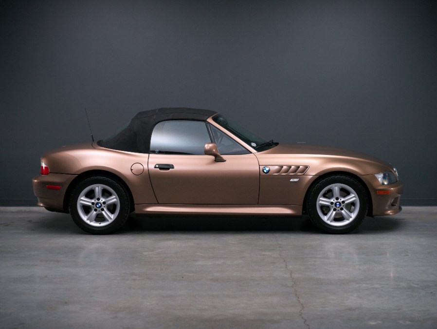 2001 BMW Z3 Z3 2dr Roadster 2.5i, available for sale in North Salem, New York | Meccanic Shop North Inc. North Salem, New York 2001 BMW Z3 Z3 2dr Roadster 2.5i, available for sale in North Salem, New York | Meccanic Shop North Inc. North Salem, New York