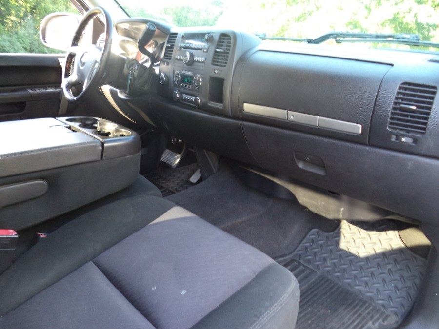 2010 Chevrolet Silverado 1500 4WD Ext Cab 143.5" LT, available for sale in Berlin, Connecticut | International Motorcars llc. Berlin, Connecticut 2010 Chevrolet Silverado 1500 4WD Ext Cab 143.5" LT, available for sale in Berlin, Connecticut | International Motorcars llc. Berlin, Connecticut
