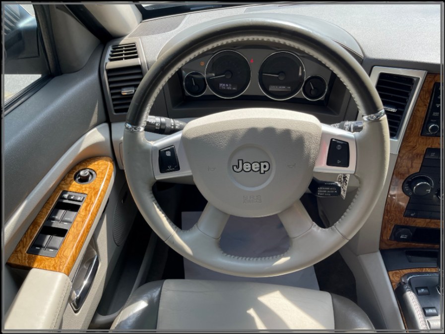 2010 Jeep Grand Cherokee 4WD 4dr Limited, available for sale in Huntington Station, New York | My Auto Inc.. Huntington Station, New York 2010 Jeep Grand Cherokee 4WD 4dr Limited, available for sale in Huntington Station, New York | My Auto Inc.. Huntington Station, New York