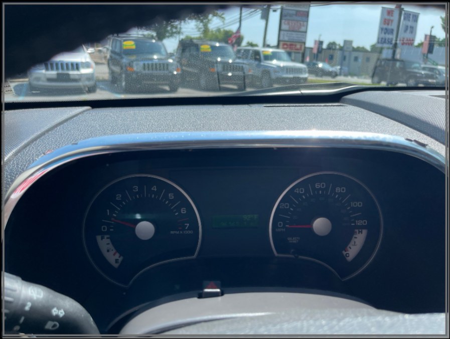 2008 Ford Explorer 4WD 4dr V6 XLT, available for sale in Huntington Station, New York | My Auto Inc.. Huntington Station, New York 2008 Ford Explorer 4WD 4dr V6 XLT, available for sale in Huntington Station, New York | My Auto Inc.. Huntington Station, New York