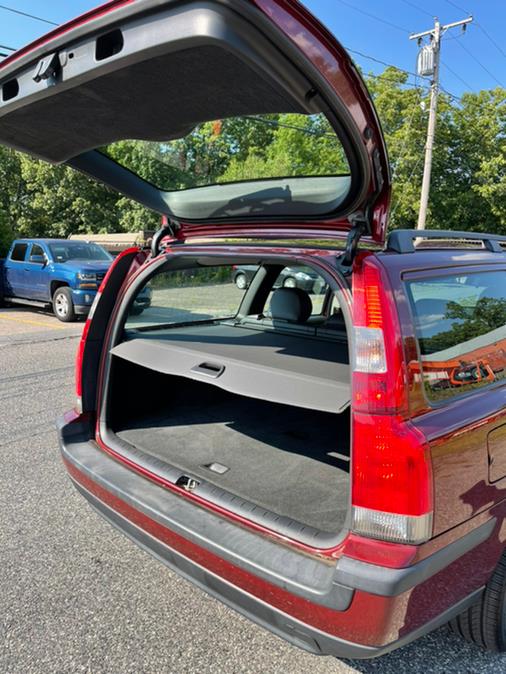 Used Volvo V70 2.4T AWD A SR 5dr Wgn w/Sunroof 2002 | New Beginning Auto Service Inc . Ashland , Massachusetts Used Volvo V70 2.4T AWD A SR 5dr Wgn w/Sunroof 2002 | New Beginning Auto Service Inc . Ashland , Massachusetts