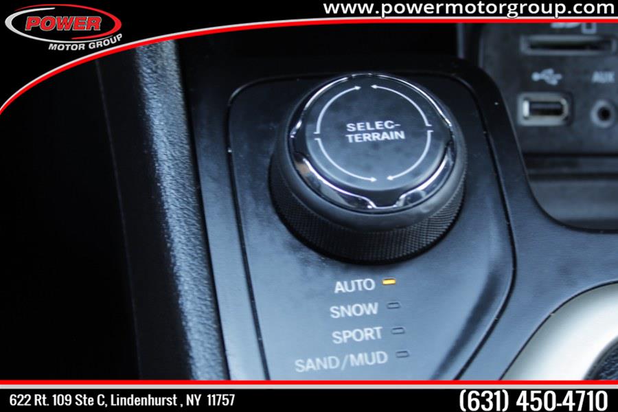 2016 Jeep Cherokee 4WD 4dr Limited, available for sale in Lindenhurst, New York | Power Motor Group. Lindenhurst, New York 2016 Jeep Cherokee 4WD 4dr Limited, available for sale in Lindenhurst, New York | Power Motor Group. Lindenhurst, New York