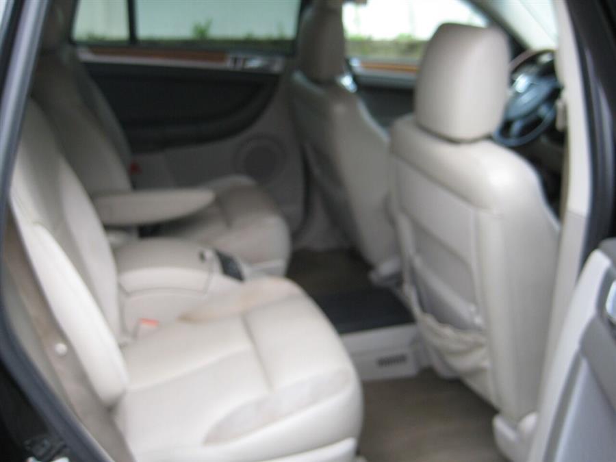 2007 Chrysler Pacifica Limited AWD 4dr Wagon, available for sale in Massapequa, New York | Rite Choice Auto Inc.. Massapequa, New York 2007 Chrysler Pacifica Limited AWD 4dr Wagon, available for sale in Massapequa, New York | Rite Choice Auto Inc.. Massapequa, New York