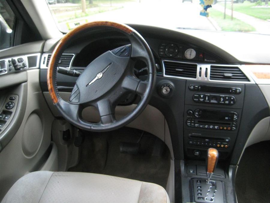 2007 Chrysler Pacifica Limited AWD 4dr Wagon, available for sale in Massapequa, New York | Rite Choice Auto Inc.. Massapequa, New York 2007 Chrysler Pacifica Limited AWD 4dr Wagon, available for sale in Massapequa, New York | Rite Choice Auto Inc.. Massapequa, New York