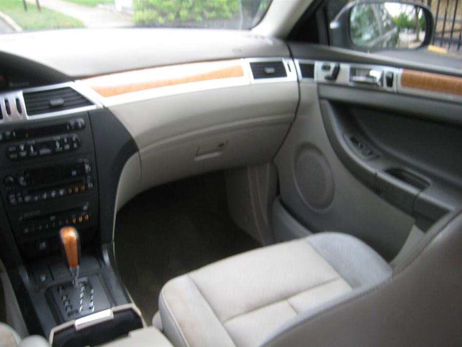 2007 Chrysler Pacifica Limited AWD 4dr Wagon, available for sale in Massapequa, New York | Rite Choice Auto Inc.. Massapequa, New York 2007 Chrysler Pacifica Limited AWD 4dr Wagon, available for sale in Massapequa, New York | Rite Choice Auto Inc.. Massapequa, New York